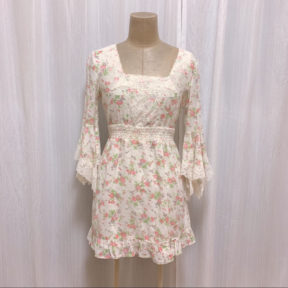 Small floral Japanese dress